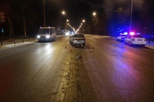 В Астрахани две сестры попали под колёса «Лады», перебегая дорогу на красный свет
