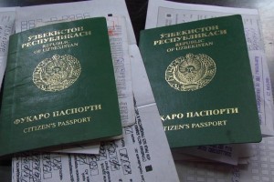 17 граждан Узбекистана смогли получить в Астрахани фиктивные документы о знании русского языка