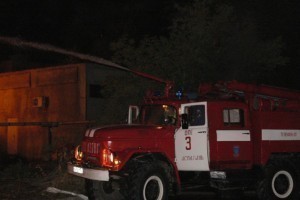 В Астраханской области за минувшие выходные при пожарах спасено около 60 человек