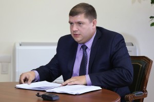 Бывший глава района в Астраханской области обвиняется в злоупотреблении полномочиями