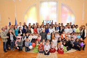 В Астраханском ЗАГСе прошел день Отцов