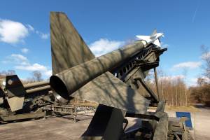 На полигоне Ашулук под Астраханью подмосковный полк С-400 провел стрельбы