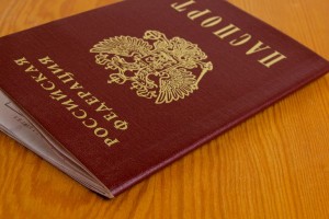 Должник, пытаясь покинуть Астрахань, показал пограничникам поддельный паспорт