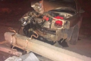 В Астрахани 76-летний водитель умер за рулём, неуправляемый автомобиль сбил опору ЛЭП