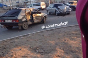 В Астрахани во время ДТП в 6-ом Микрорайоне пострадала женщина