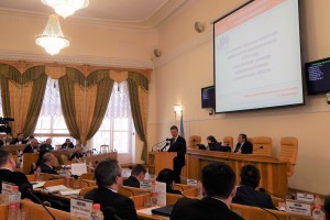 Павел Джуваляков выступил перед депутатами в рамках «Правительственного часа»