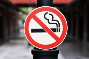 Минздрав передумал запрещать продажу сигарет рождённым после 2015 года
