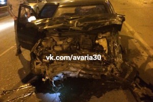 В Астрахани на Аэропортовском шоссе в ДТП пострадали три человека