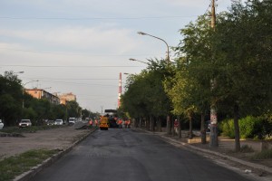 В Астрахани отремонтируют дороги, кладбища, парки и скверы