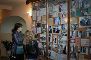 Астраханцы могут передать раритетные свадебные снимки в музей ЗАГСа
