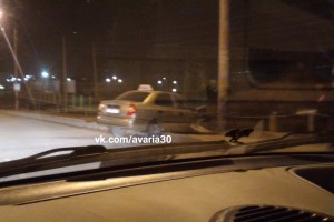 Этой ночью в Астрахани автомобиль повис на мосту