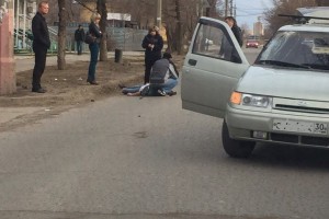 В Астрахани женщина за рулём «Лады» сбила 21-летнего парня