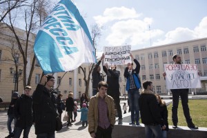 Митинг Олега Шеина собрал 200 пенсионеров