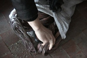 В Астрахани с мешком металлолома задержан наркоман, находившийся в розыске