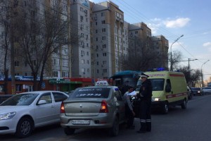В Астрахани на улице Адмирала Нахимова сбили подростка