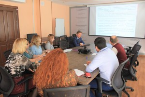 Павел Джуваляков проводит занятия со слушателями Президентской программы