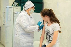 Астраханский Роспотребнадзор открыл  горячую линию по вопросам вакцинации