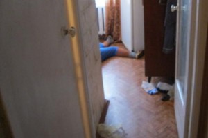 В Астрахани пенсионер трое суток пролежал на кухне, пока не приехали спасатели