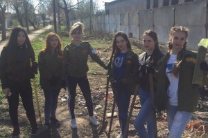 Астраханские студенческие отряды вышли на городской субботник
