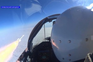 Лётчики-истребители астраханского авиацентра отработали перехват воздушных целей