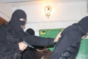 В Астраханской области работники автомойки организовали преступную группировку