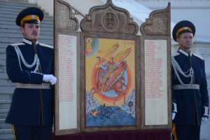 Астраханские казаки подарили Успенскому кафедральному собору необычную икону Архистратига Михаила