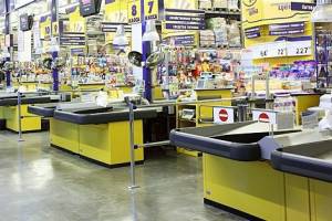 Астраханцы могут лишиться возможности посещать гипермаркеты в воскресенье