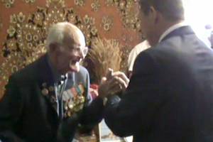 Астраханские полицейские нашли похищенные медали ветерана на городской свалке