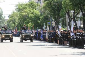 Прямая трансляция Парада Победы в Астрахани