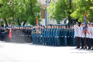 В Астрахани состоялся военный парад, посвящённый Дню Победы