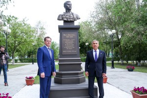 В Астрахани открыт памятник великому татарскому поэту Мусе Джалилю