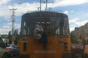 В Астрахани еще один «зацепер» прокатился «с ветерком»