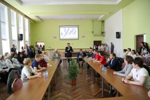 Губернатор Александр Жилкин принял участие в акции «Вместе против СПИДа»