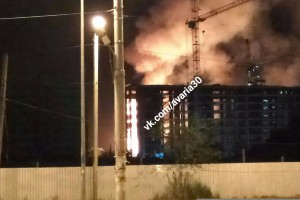 Ночью на улице Бэра в Астрахани горело двухэтажное здание