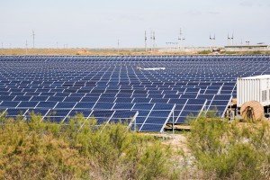 В Астраханской области готовят к пуску новую солнечную электростанцию