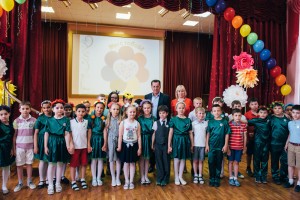 В Астрахани школьники поставили спектакль в помощь больному другу