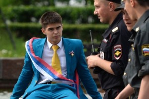 Обеспечивать порядок на последнем звонке в Астрахани будут более тысячи полицейских