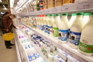 В России вступил запрет на поставку молочной продукции с семи белорусских предприятий