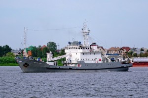 «Анатолий Гужвин» обеспечил безопасность мореплавания на Каспии