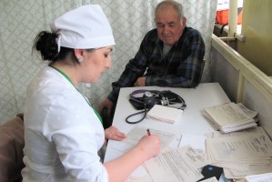 Мобильная поликлиника ЦМП побывала в селах Камызякского района