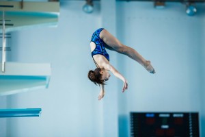В Астрахани состоялись соревнования по прыжкам в воду среди начинающих спортсменов