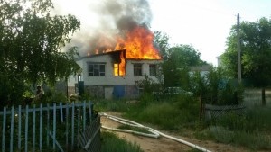 Пожар в Енотаевском районе