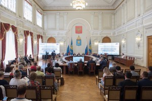 В Астрахани обсудили реализацию национальной политики в ЮФО