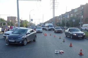 Из-за сломанного светофора на ул НОстровского в Астрахани сбит 78-летний мужчина