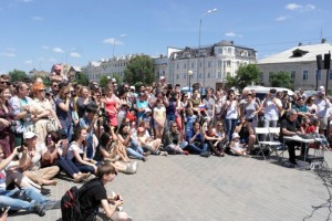 В Астрахани День России отметили 6 тысяч человек