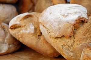 Астраханский хлеб «подвинет» волгоградский