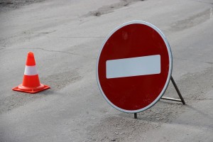 В Астрахани из-за ремонта дороги на три дня будет временно ограничено движение