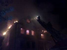 В Астрахани сгорел жилой многоквартирный дом. Спасены 17 человек