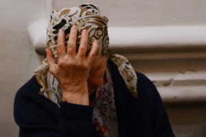 В Астрахани будут судить двоих мужчин, зверски избивших 69-летнюю женщину с целью грабежа