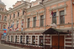 Астраханский театр кукол работает в штатном режиме